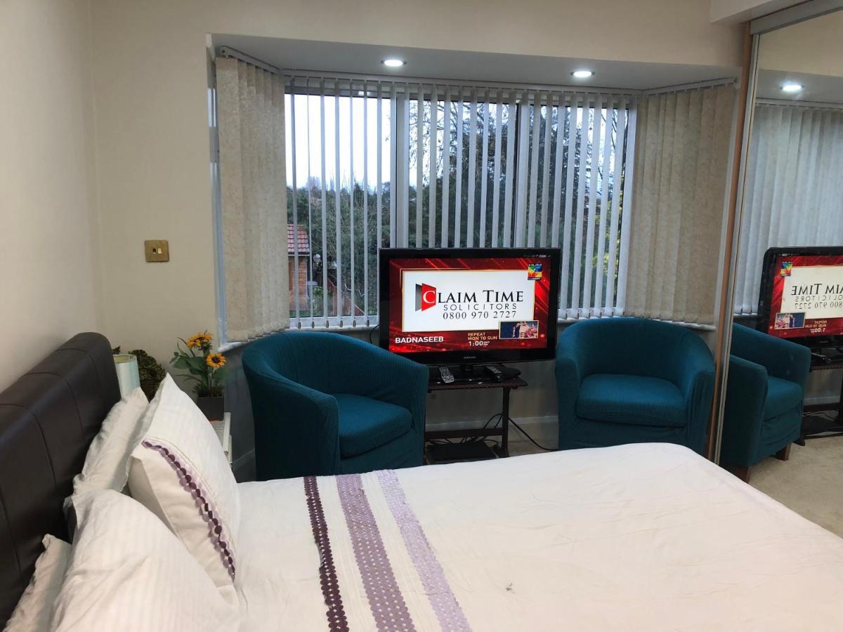 Lyndon B&B Solihull Esterno foto