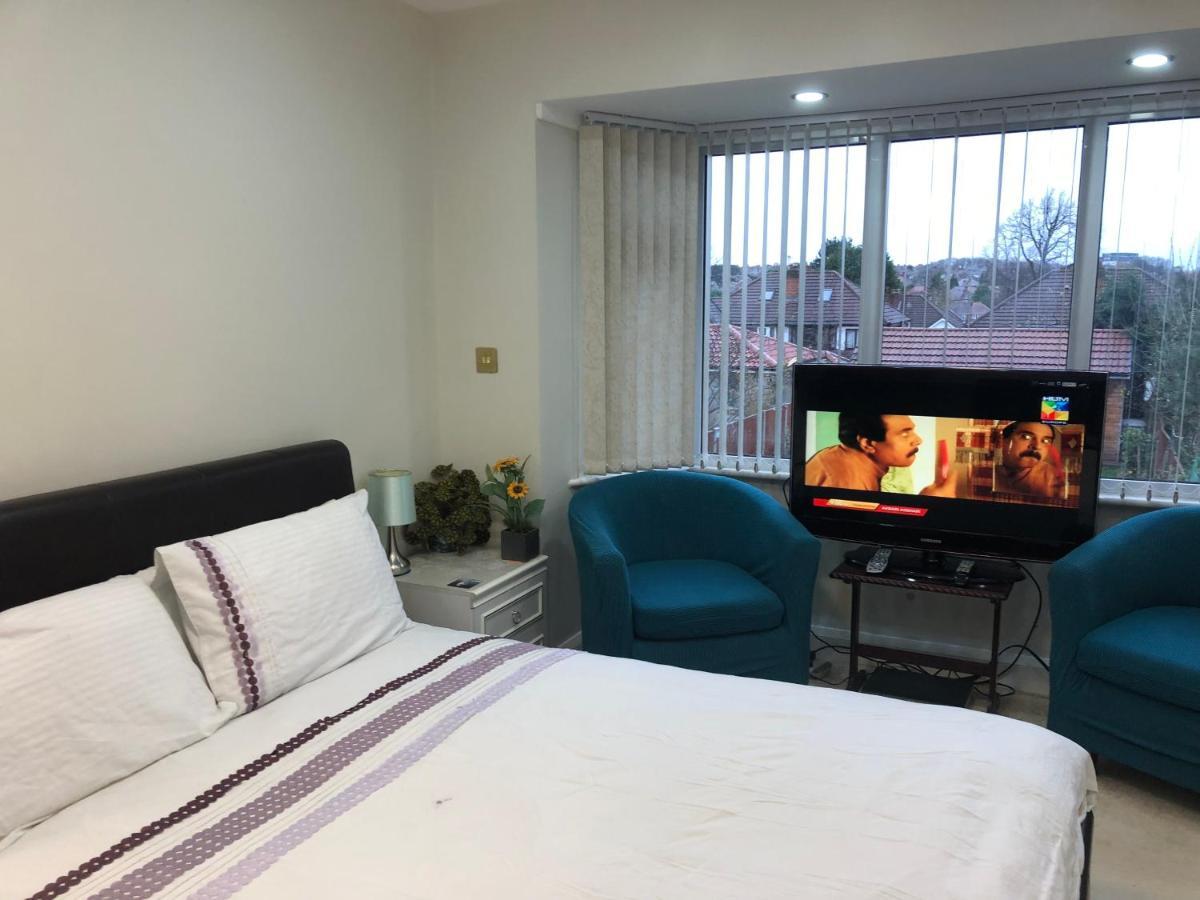 Lyndon B&B Solihull Esterno foto